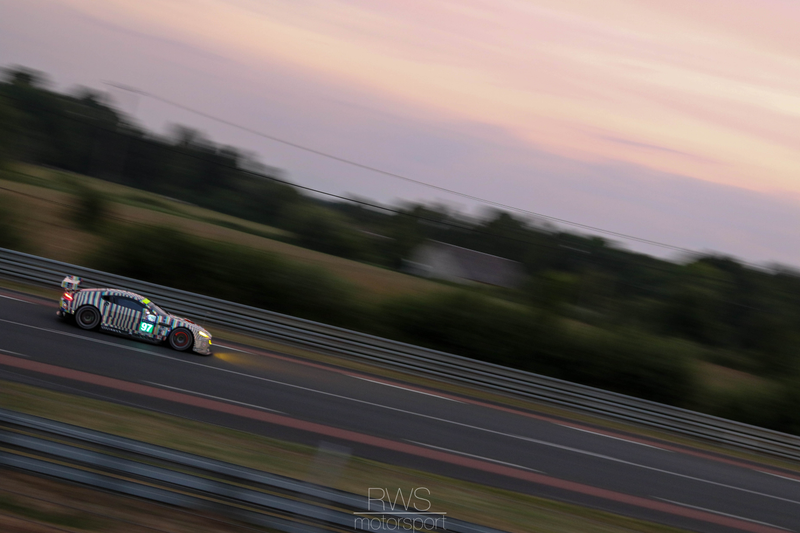 Illustration for article titled Le Mans 24hrs Photo Extravaganza
